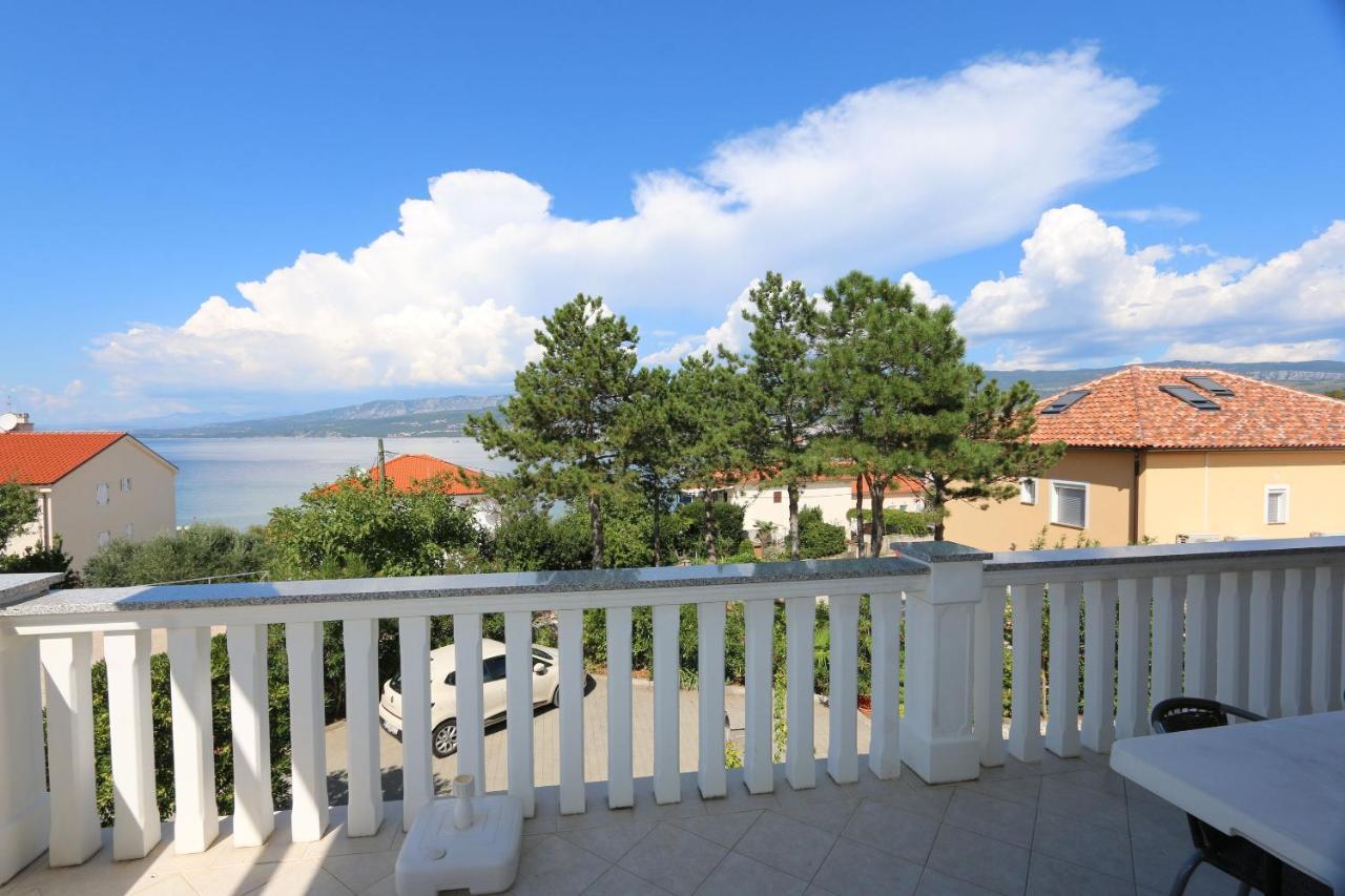 Apartments Grskovic G. Jesenovica Šilo Екстериор снимка
