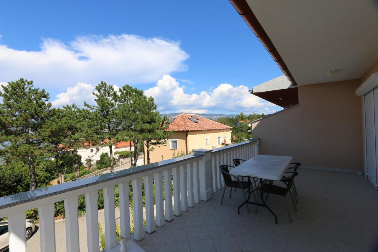 Apartments Grskovic G. Jesenovica Šilo Екстериор снимка